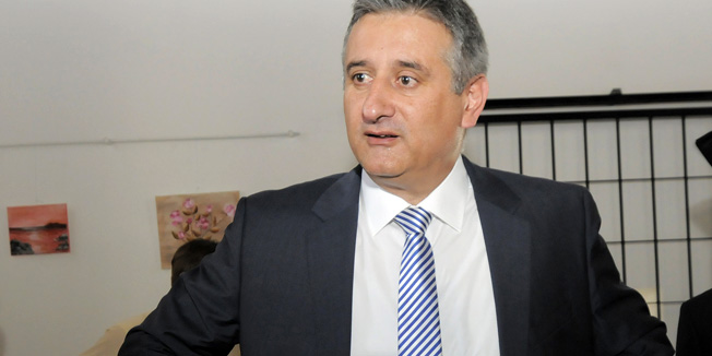 Knin, 110614.Kninska tvrdjava.Svecna sjednica gradskog vijeca povodom dana grada Knina Sv.Ante kojoj nazoce generali Ante Gotovina i Mladen Markac.Na fotografiji: Tomislav Karamarko i Zeljko Reiner iz HDZ-a.Foto: Niksa Stipanicev / CROPIX