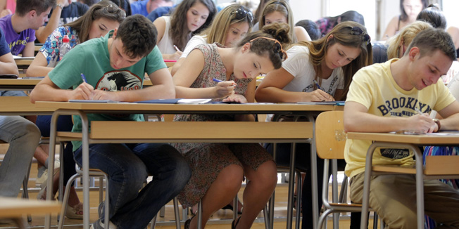 Split, 180712.Upisi na Pravni fakultet.Foto: Duje Klaric / CROPIX