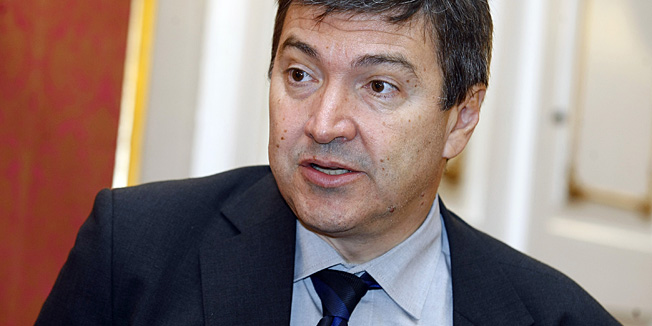 Zagreb, 180614.Vlada RH.Sjednica Vlade RH na kojoj su prvi put bili novi ministar zdravstva Sinisa Varga i ministar znanost, obrazovanja i sporta Vedran Motrnar.Na fotografiji: ministar znanosti, obrazovanja i sporta Vedran Mornar.Snimio: Tomislav Kristo / CROPIX