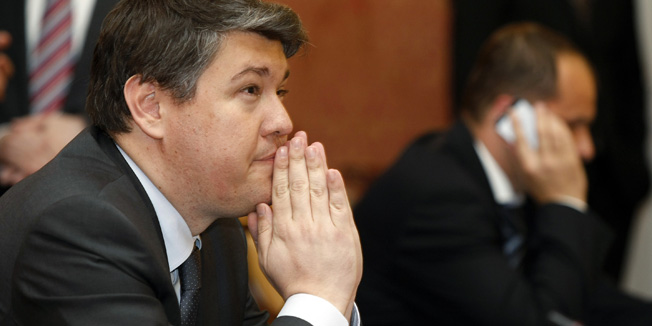 Zagreb, 180614.Vlada RH.Sjednica Vlade RH na kojoj su prvi put bili novi ministar zdravstva Sinisa Varga i ministar znanost, obrazovanja i sporta Vedran Motrnar.Na fotografiji: ministar financija Boris Lalovac.Snimio: Tomislav Kristo / CROPIX