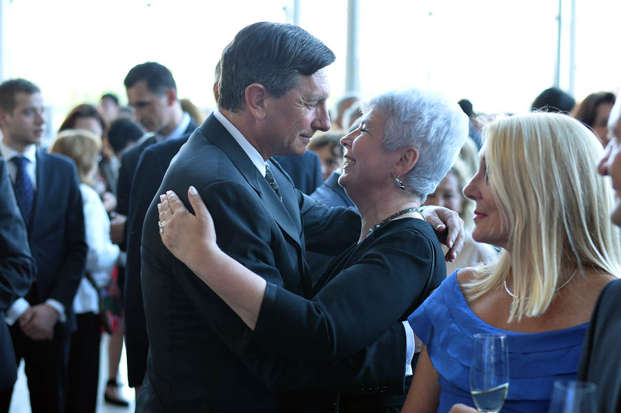 Zagreb, 090513.Nacionalna sveucilisna biblioteka.Prijem povodom dana Europske unije koji je priredila delegacija Europske unije u Hrvatskoj na celu s Paulom Vandorenom.Na fotografiji: Jadranka Kosor i Borut Pahor.Foto: Goran Mehkek / CROPIX