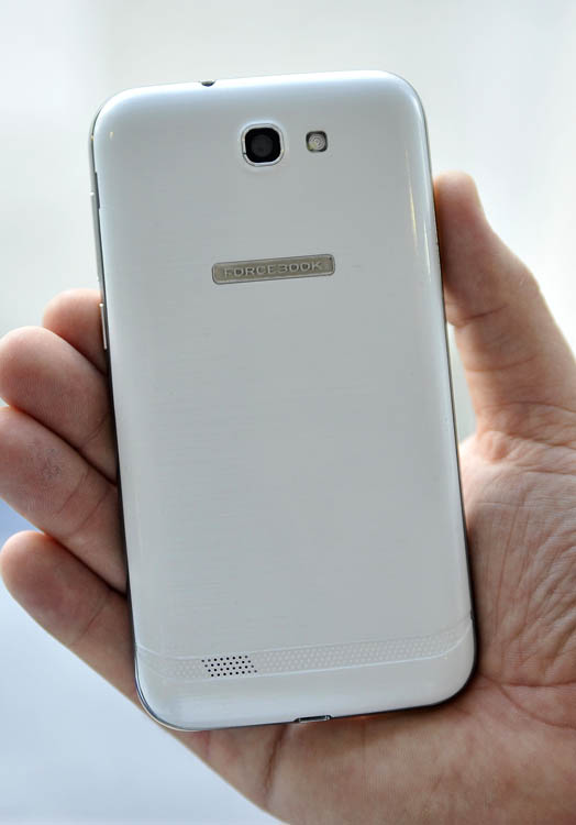 Zagreb, 090713.HG Spot, Avenija Dubrovnik 46.Tvrtka HG Spot Informatika napravila je prve hrvatske pametne mobitele, model Forcebook UltraPhone 40 i Forcebook UltraPhone 53.Na slici: UltraPhone 53.Foto: Damir Krajac / CROPIX