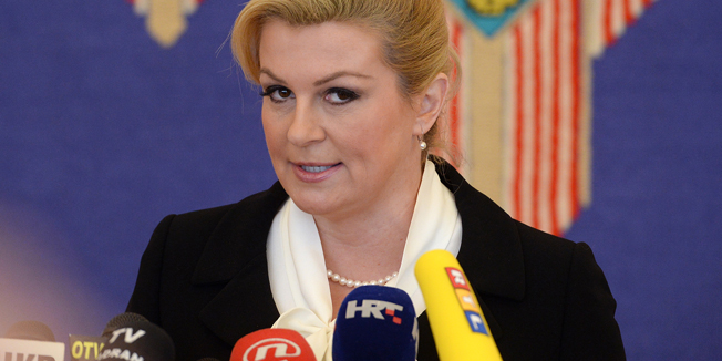 Zagreb, 140415. Predsjednicki dvori, Pantovcak.Konzultacije Kolinde Grabar Kitarovic s predsjednicima stranaka. Na sastanku se pojavio samo predsjednik HDZ-a, Tomislav Karamarko, dok je predsjednik SDP-a i premijer, Zoran Milanovic, odbio poziv.Na fotografiji: Kolinda Grabar Kitarovic.Foto: Goran Mehkek / CROPIX