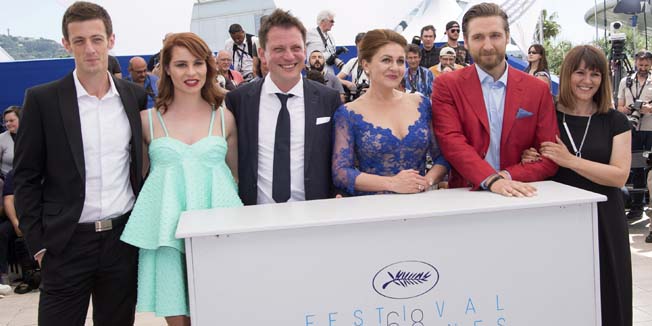 Cannes, 170515.Dugometrazni igrani film Zvizdan, autora Dalibora Matanica bit ce prikazan u sluzbenom natjecateljskom programu 68. Cannes film festivala.Na fotografiji: Dado Cosic, Tihana Lazovic, Dalibor Matanic, Nives Ivankovic i Goran Markovic.Foto: VILLARD / NIVIERE / SIPA / CROPIX