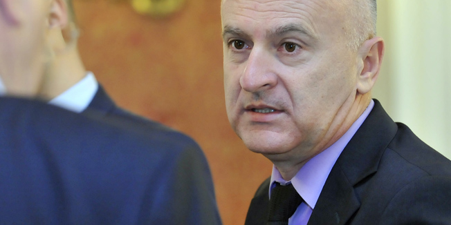 Zagreb, 190215. Redovita sjednica Vlade RH na kojoj se raspravljalo o prijedlogu programa poticanja poduzetnistva i obrt za 2015.Na fotografiji: Predrag Matic.Foto: Bruno Konjevic / CROPIX