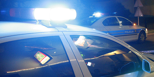 Varazdinske toplice, 150510.U ulici K. Tomislava doslo do prometne nesrece u kojoj je osobno vozilo marke Audi naletjelo na pjesaka koji je prelazio cestu van pjesackog prijelaza.Foto: Andrej Svoger / Cropix