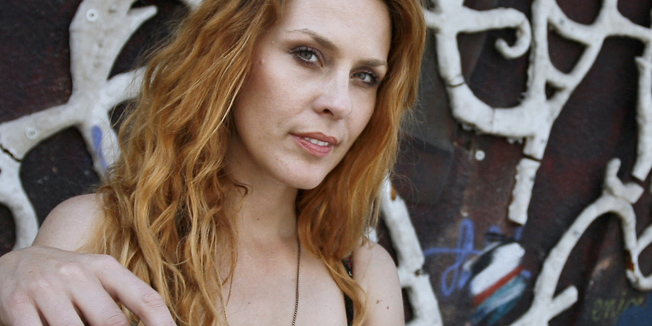 Ljubljana, 190511.Centar.Andja Maric, mankenka i kantautorica, vec dugo zivi u Ljubljani gdje joj sin ide u skolu. Za Studio otkriva svoje nove projekte.Foto: Nina Djurdjevic / CROPIX