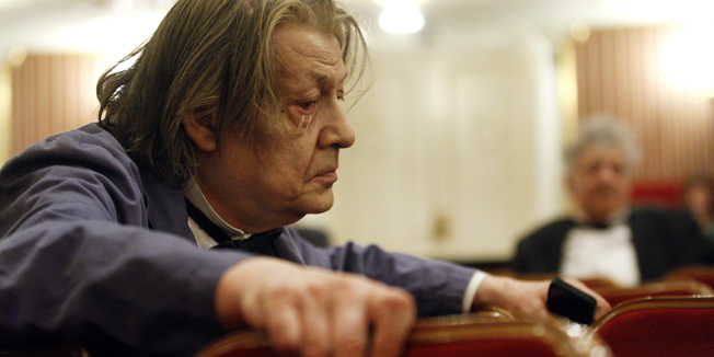 Zagreb, 070513.HNK, Trg Marsala Tita 15.U HNK odrzava se proba komedije Visnjik, Antona Pavlovica Cehova.Redatelj Visnjika u HNK je Vito Taufer, dramaturginja Mila Pavicevic, a glavne likove tumace Alma Prica, Iva Mihalic, Ana Begic, Milan Plestina, Goran Grgic i drugi poznati glumci.Na fotografiji: Zvonimir Zoricic.Foto: Tomislav Kristo / CROPIX