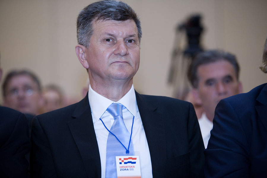 Zagreb, 200713.Hotel Westin.U hotelu Westin odrzala se osnivacka skupstina politicke stranke Hrvatska zora stranka naroda. Za predsjednika stranke izabran je nekadasnji HDZ-ovac Milan Kujundzic.Na fotografiji: Milan Kujundzic.Foto: Sandra Simunovic / CROPIX