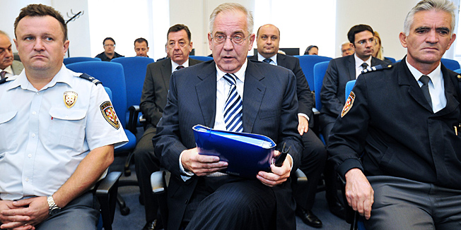 Zagreb, 071014.Nastavak sudjenja bivsem premijeru Ivi Sanaderu za slucaj Planinska na zagrebackom Zupanijskom sudu.Foto: Boris Kovacev / CROPIX