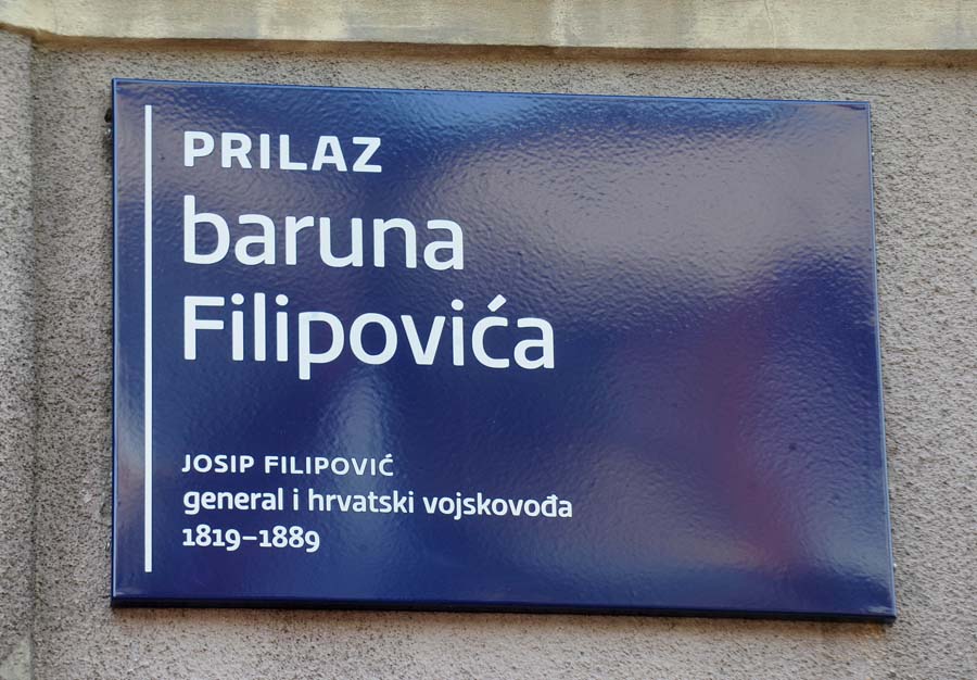 Zagreb, 081014.Pocelo postavljanje novih ulicnih tabli na kojima je i objasnjenje imena.Na fotografiji: Prilaz baruna Filipovica.Foto: Damir Krajac/ CROPIX