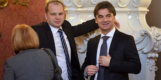 Zagreb, 230114.Markov trg.Redovita sjednica Vlade.Na fotografiji: Hajdas Doncic i Branko Grcic.Foto: Goran Mehkek / CROIX