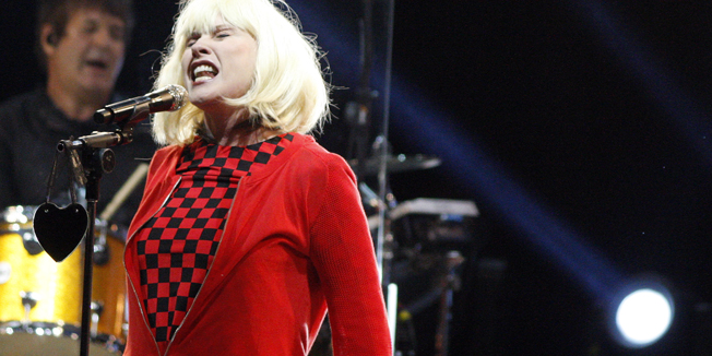 Varazdin, 250814.Na pozornici Starog grada odrzan je koncert americkog rock benda Blondie u skolpu Spancirfesta.Foto: Zeljko Hajdinjak / Cropix