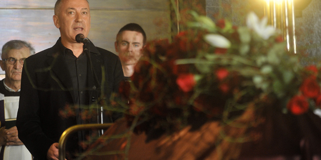 Zagreb, 141014. Krematorij, posljednji ispracaj glumice Ane Karic.Na fotografiji: Ivica Buljan.Foto: Bruno Konjevic / CROPIX