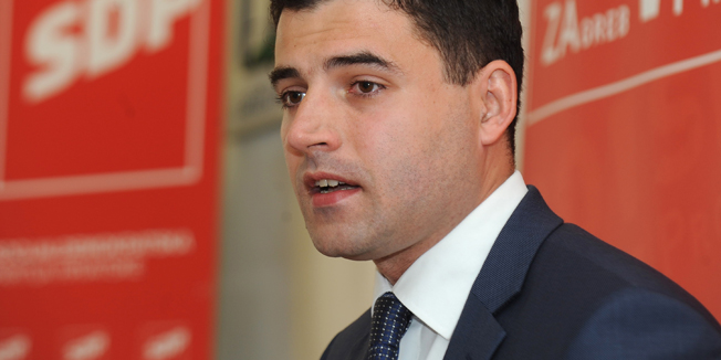 Zagreb, 201014.Praska.Konferencija za medije zagrebackog SDP-a na temu uhicenja Milana Bandica i ostalih u akciji Agram.Na fotografiji: Davor Bernardic.Foto: Damir Krajac / CROPIX