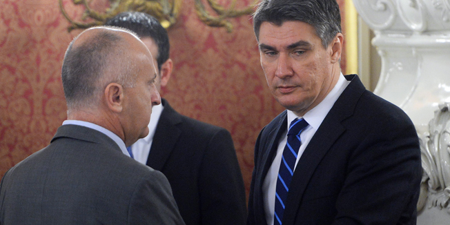 Zagreb, 301014. Markov trg.Banski dvori.Redovna sjednica Vlade.Na fotografiji: Fred Matic i Zoran Milanovic.Foto: Goran Mehkek / CROPIX