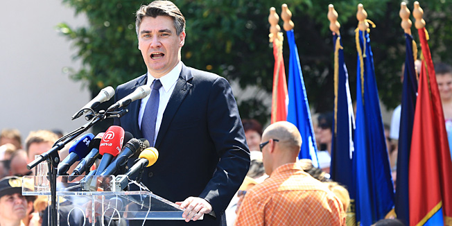 Knin, 050813.Trg Ante Starcevica.Sredisnja svecanost obiljezavanja Dana pobjede i domovinske zahvalnosti, Dana hrvatskih branitelja i 18. obljetnice VRO Oluja.Na fotografiji: Zoran Milanovic.Foto: Zvonimir Barisin / CROPIX