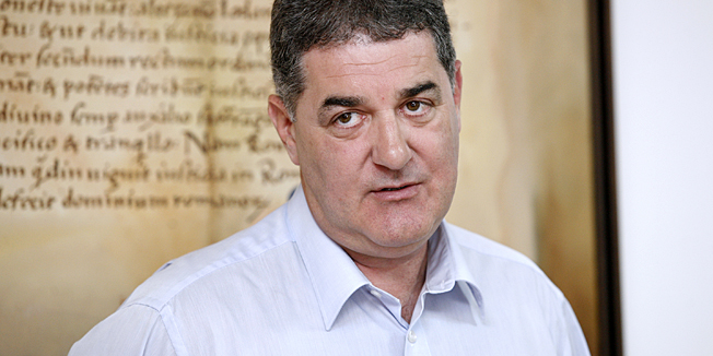 Split, 130813.Banovina.Vijecnica zgrade uprave Grada Splita.Konferencija za medije povodom pokretanja POS-a u Splitu.Na fotografiji: Gradonacelnik grada Splita Ivo Baldasar.Foto: Biljana Gaurina / CROPIX