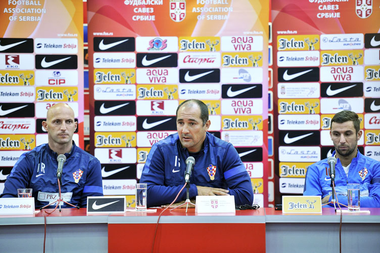Beograd, 050913.Stadion Crvene zvezde.Konferencija za medije Hrvatske nogometne reprezentacije uoci sutrasnje kvalifikacijske utakmice za SP 2014. izmedju reprezentacije Srbije i Hrvatske.Na fotografiji: Tomislav Rogic, Igor Stimac i Darijo Srna.Foto: Boris Kovacev / CROPIX