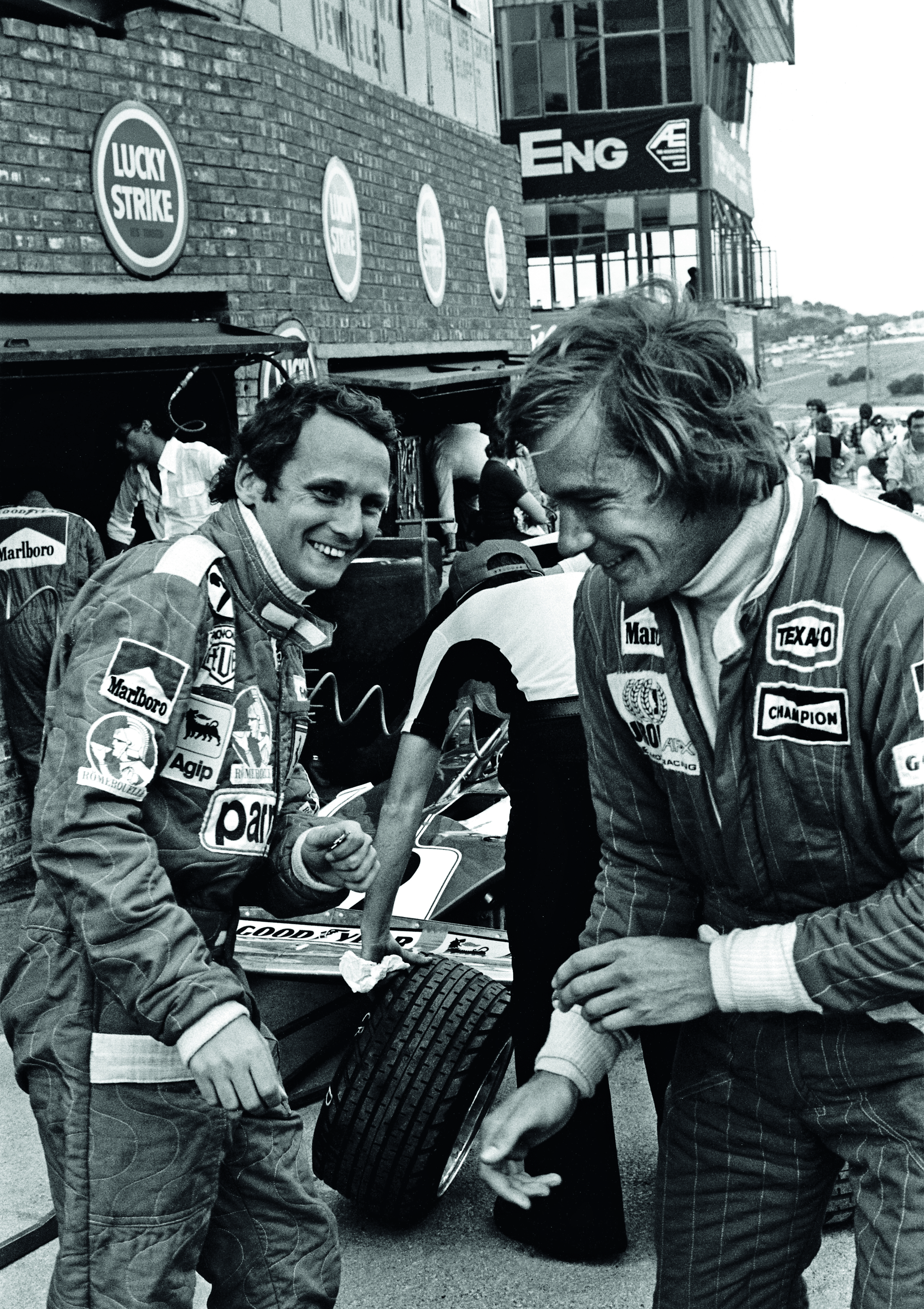 U filmu prikazani kao smrtni neprijatelji, u stvarnom životu bili su dobri prijatelji. A 