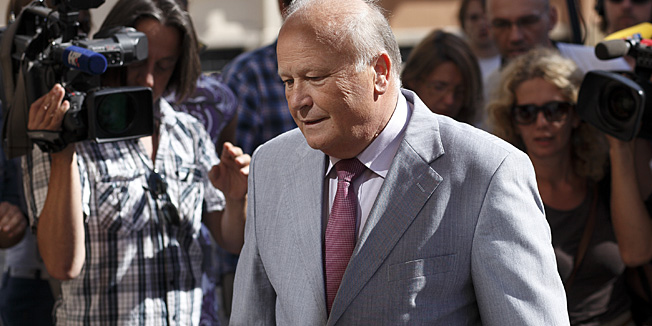 Zagreb, 010813.Posljednja sjednica Vlade RH prije ljetne stanke odrzana je u Banskim dvorima.Na fotografiji: ministar financija Slavko Linic.Foto: Dragan Matic / CROPIX