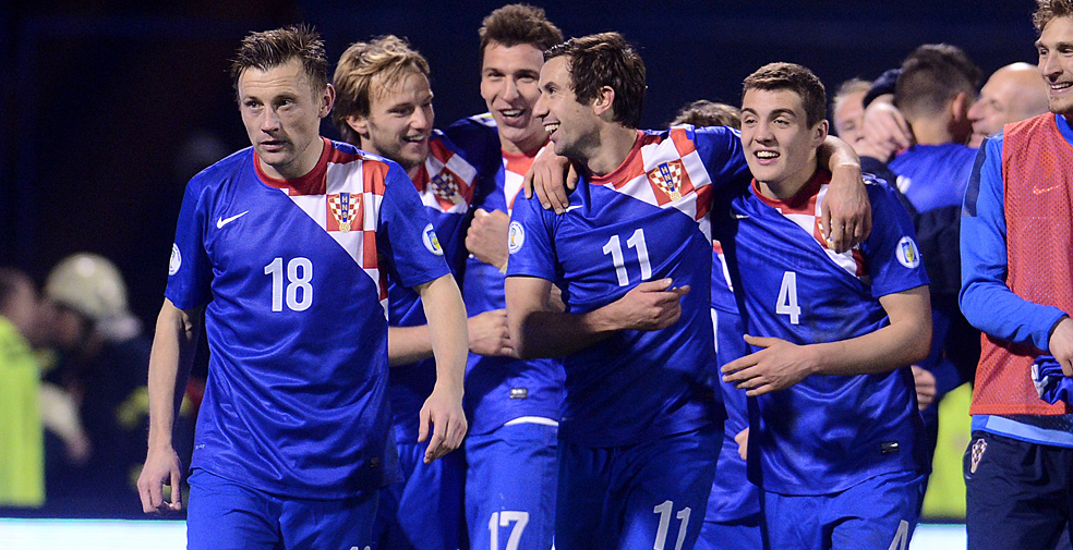 Zagreb, 220313.Stadion Maksimir.Kvalifikacijska utakmica za Svjetsko prvenstvo u Brazilu, 2014. godine, izmedju reprezentacija Hrvatske i Srbije.Na fotografiji: Ivica Olic, Ivan Rakitic, Mario Mandzukic, Darijo Srna i Mateo Kovacic.Foto: Goran Mehkek / CROPIX