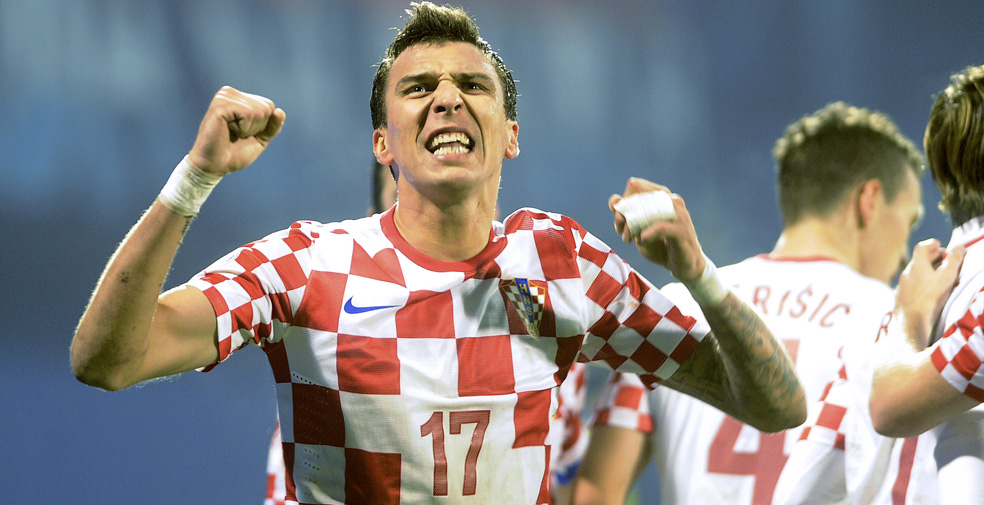Zagreb, 191113.Stadion Maksimir.Druga, odlucujuca, dokvalifikacijska utakmica za svjetsko prvenstvo u Brazilu izmedju Hrvatske i Islanda.Na fotografiji: Mario Mandzukic gol.Foto: Damir Krajac / CROPIX