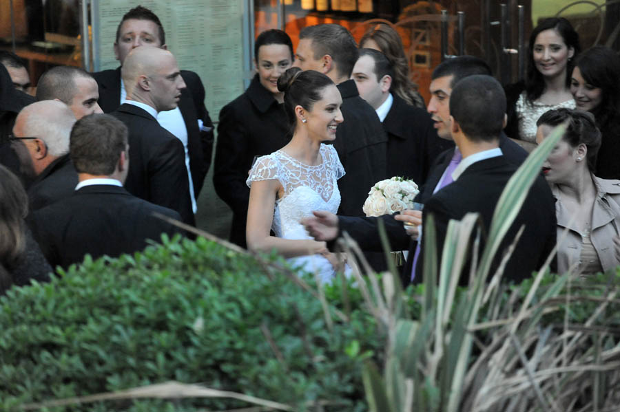 Zadar, 231113.Danas se sin Bozidara Kalmete iz prvog braka, Ante Kalmeta, u crkvi Gospe Loretske u Arbanasima ozenio za Zrinku Kramar. Vjencanju je prisustvovao i Kalmetin kolega i prijatelj Vladimir Seks.Na fotografiji: Zrinka Kramar.Foto: Luka Gerlanc / CROPIX