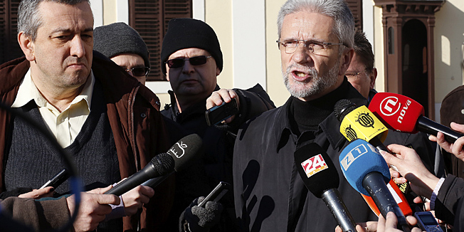 Zagreb, 281113.Trg svetog Marka.Press konferencija Nezavisnih hrvatskih sindikata, Saveza samostalnih sindikata, Matice hrvatskih sindikata, Hrvatskih udruga radnickih sindikata na temu Stop nasilju nad radnim zakonodavstvom.Na fotografiji: Kresimir Sever.Foto: Damjan Tadic / CROPIX