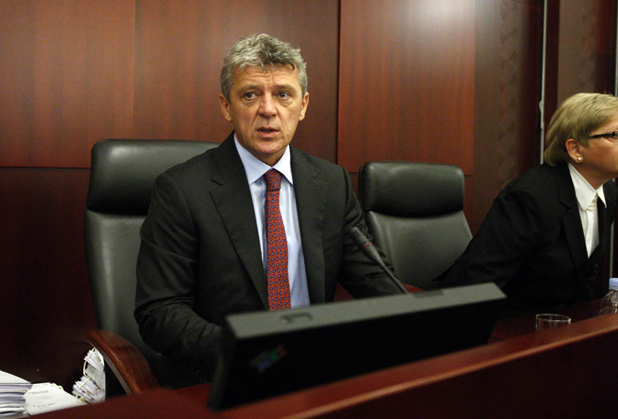 Zagreb, 201112.Zupanijski sud.Izricanje prvostupanjske presude bivsem premijeru Ivi Sanaderu u slucaju Hypo i INA-Mol. Bivsi premijer proglasen je krivim i osudjen na 10 godina zatvora.Na slici: sudsko vijece na celu s Ivanom Turudicem.Foto: Davor Pongracic / CROPIX