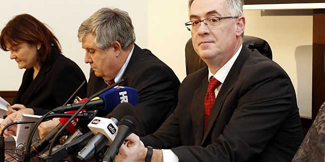 Zagreb, 150413.Hrvatski Sabor.Predsjednik Vrhovnog suda Republike Hrvatske i Drzavnog izbornog povjerenstva Branko Hrvatin odrzao je konferenciju za medije.Foto: Damjan Tadic / CROPIX