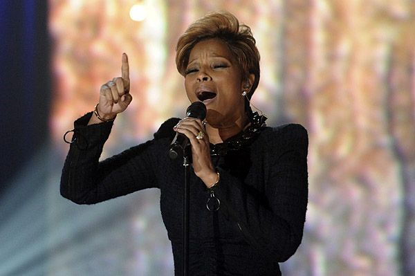 Singer Mary J. Blige performs on 