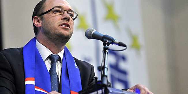 Zagreb, 100413. Predizborni skup HDZ-a, HSP-a i BUZ-a na velesajmu u dvorani Globus. Za europski parlament predstavljeno je dvanaest kandidata HDZ-ove koalicije. Na slici: Davor Ivo Stier.Foto: Srdjan Vrancic / CROPIX