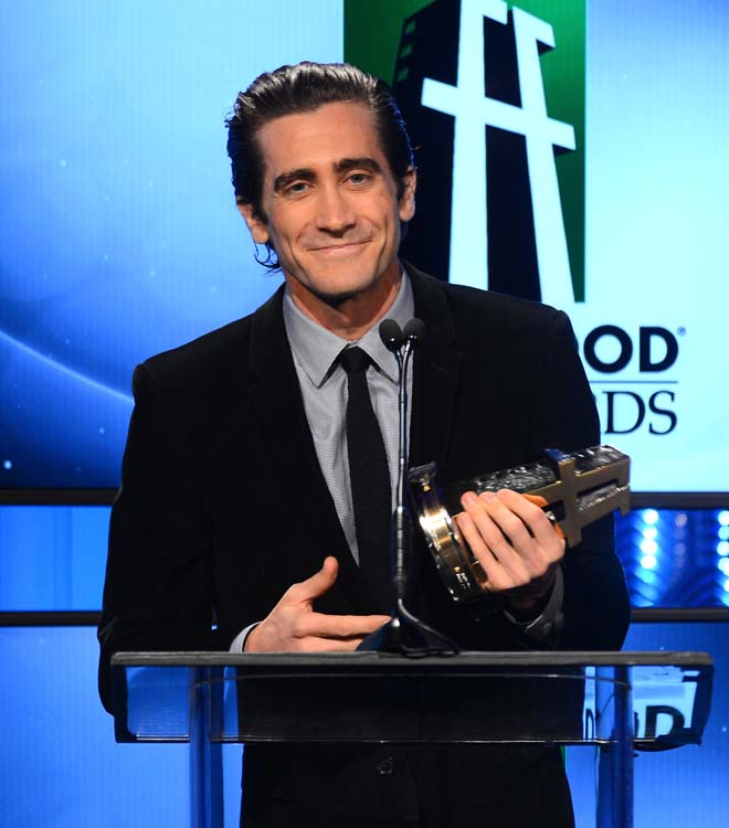 BEVERLY HILLS, CA - OCTOBER 21: Actor Jake Gyllenhaal accepts the Hollywood Supporting Actor Award onstage during the 17th annual Hollywood Film Awards at The Beverly Hilton Hotel on October 21, 2013 in Beverly Hills, California.   Mark Davis/Getty Images/AFP== FOR NEWSPAPERS, INTERNET, TELCOS & TELEVISION USE ONLY ==