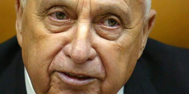 (FILES) A picture taken on January 1, 2006 shows former Israeli Prime Minister Ariel Sharon during the weekly cabinet meeting at his offices in Jerusalem. The medical condition of Ariel Sharon, hospitalized in Tel Aviv has significantly deteriorated, sources said on January 1, 2014. AFP PHOTO/POOL/URIEL SINAI