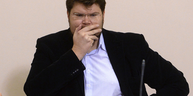 Zagreb, 190913.Markov trg.Sabor.Redovita sjednica Sabora s raspravom o potrosackom kreditiranju.Na fotografiji: Pedja Grbin.Foto: Goran Mehkek / CROPIX