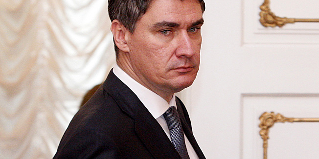 Zagreb, 200612.Vlada.Redovita sjednica Vlade.Na slici: Zoran Milanovic.Foto: Davor Pongracic / CROPIX