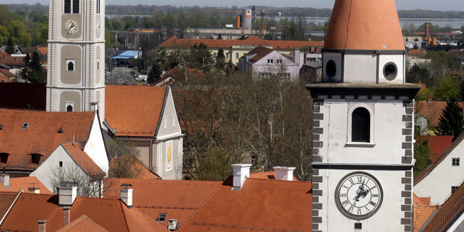 Varazdin, 070411.Fotke uz tekst o reportazi o gradu Varazdinu.Na slici: panorama Varazdina. Tornjevi crkve Sv. Nikole i Katedrale.Foto: Zeljko Hajdinjak / Cropix