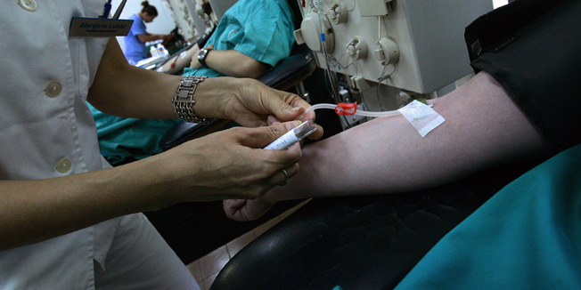 Zagreb, 140711.MOLIMO ZASTITITI INDETITET DAVATELJA.Rockefellerova ulica.Reportaza sa Imunoloskog zavoda za transfuzijsku medicinu.Foto: Ranko Suvar / CROPIX