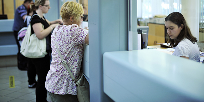 Zagreb, 310511.Reportaza o Hrvatskom zavodu za zdravstveno osiguranje.Na slici: podruznica HZZO-a u Klovicevoj.Foto: Boris Kovacev / CROPIX