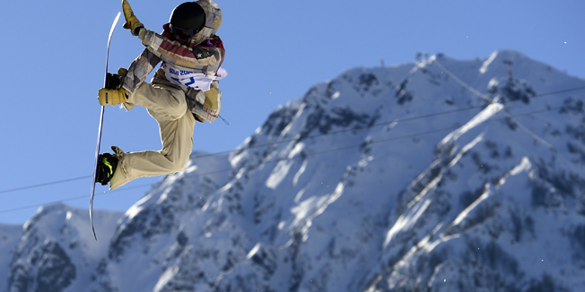TOPSHOTSUS Sage Kotsenburg competes in the Men's Snowboard Slopestyle Final at the Rosa Khutor Extreme Park during the Sochi Winter Olympics on February 8, 2014. Kotsenburg won the Gold Medal. AFP PHOTO / JAVIER SORIANO