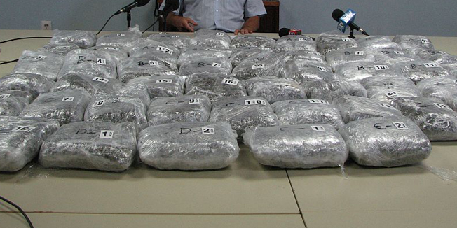 Trebinj, 310710.Policija u Trebinju uhitila je trojicu dilera koji su ukljuceni u sverc ukupono 52,2 kg 