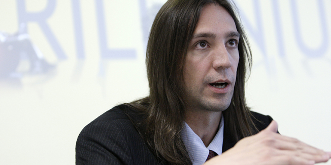 Zagreb, 051009.Prvi svjetski online 3D trgovacki centar tvrtke Trillenium predstavljen je u VMD centru u Vukovarskoj ulici. Na slici Hrvoje Prpic.Foto: Dragan Matic / CROPIX