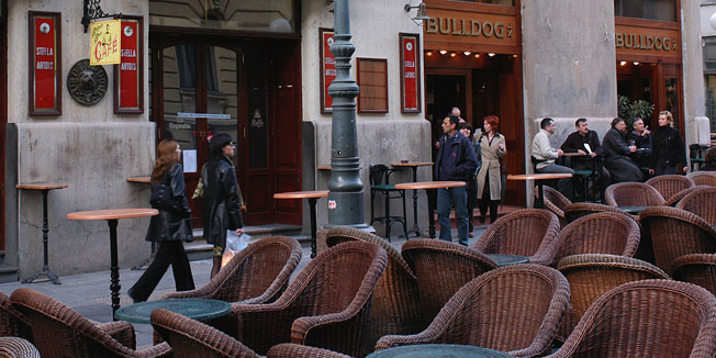 zagreb 20042005ministarstvo financija zapecatili cafe buldog u bogovicevoj ulicifoto sinisa sunara-zag-