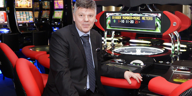 Zagreb, 190214.Hrvatska Lutrija, Vukovarska ulica.Razgovor s clanovima Uprave Hrvatske Lutrije o trosenju proracunskih sredstavaNa fotografiji: Drazen Kovac u Casinu Hotela International.Foto: Marko Todorov / CROPIX