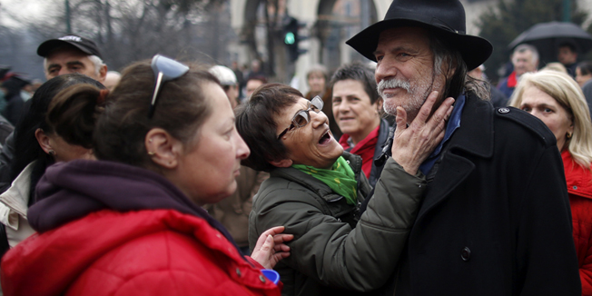 Sarajevo,220214.Glumac Rade Serbedzija dosao je podrzati prosvjednike koji iskazuju svoje nezadovoljstvo stanjem u Bosni i Hercegovini.Foto: CROPIX