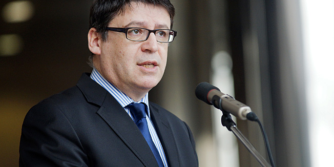 Zagreb, 240214.NSK.Svecana konferencija u povodu obiljezavanja pocetka programa Europske unije za obrazovanje, osposobljavanje, mlade i sport Erasmus + odrzana je u Nacionalnoj i sveucilisnoj kniznici.Na fotografiji: ministar Zeljko Jovanovic.Foto: Marko Todorov / CROPIX