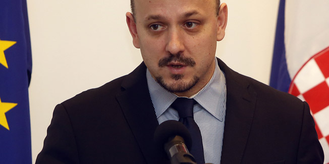 Zagreb, 280214.Cesarceva 4, Kuca Europe.Ministar poduzetnistva i obrta Gordan Maras zatvorio je u kuci Europe nacionalnu konferenciju projekta -Poboljsavanje informiranosti hrvatske poslovne zajednice .Na fotografiji:  Gordan Maras .Foto: Damjan Tadic / CROPIX