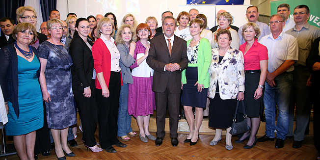 Zagreb, 020513.Kandidat grupe biraca za gradonacelnika Zagreba Milan Bandic je na konferenciji za novinare u Europskom domu predstavio izborni program i kandidacijske liste za gradonacelnika i Gradsku skupstinu Grada Zagreba. Foto: Biljana Gaurina / CROPIX