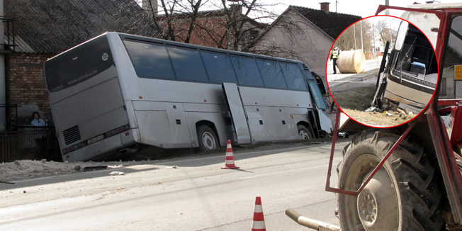 Sisak, 270212.U sudaru autobusa i traktora u u Galdovackoj cesti u Sisku, u ponedjeljak 27. veljace u 13 sati, sedam osoba je ozlijedjeno i prevezno u sisacku bolnicu. Prema prvim podacima, nema teze ozlijedjenih. Traktorist je poceo zakretanje u lijevo u trenutku kada je autobus vec poceo pretjecanje, autobus je prvim desnim dijelom udario u traktor, koji je nosio veliku balu slame, te sletio ulijevo u kanal uz cestu, te udario u betosnki most. U autobusu je bilo 13 putnika i dva vozaca, autobus je zadarskih registarskih oznaka i vozi na liniji Sibenik - Srbija.Foto: Mate Piskor / CROPIX
